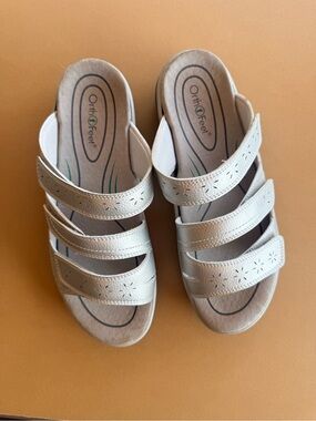 Women's Metallic Silver orthofeet Comfort Sandals